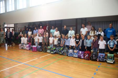 PRVOŠOLČKI GRAHOVO 02 FOTO LJUBO VUKELIČ